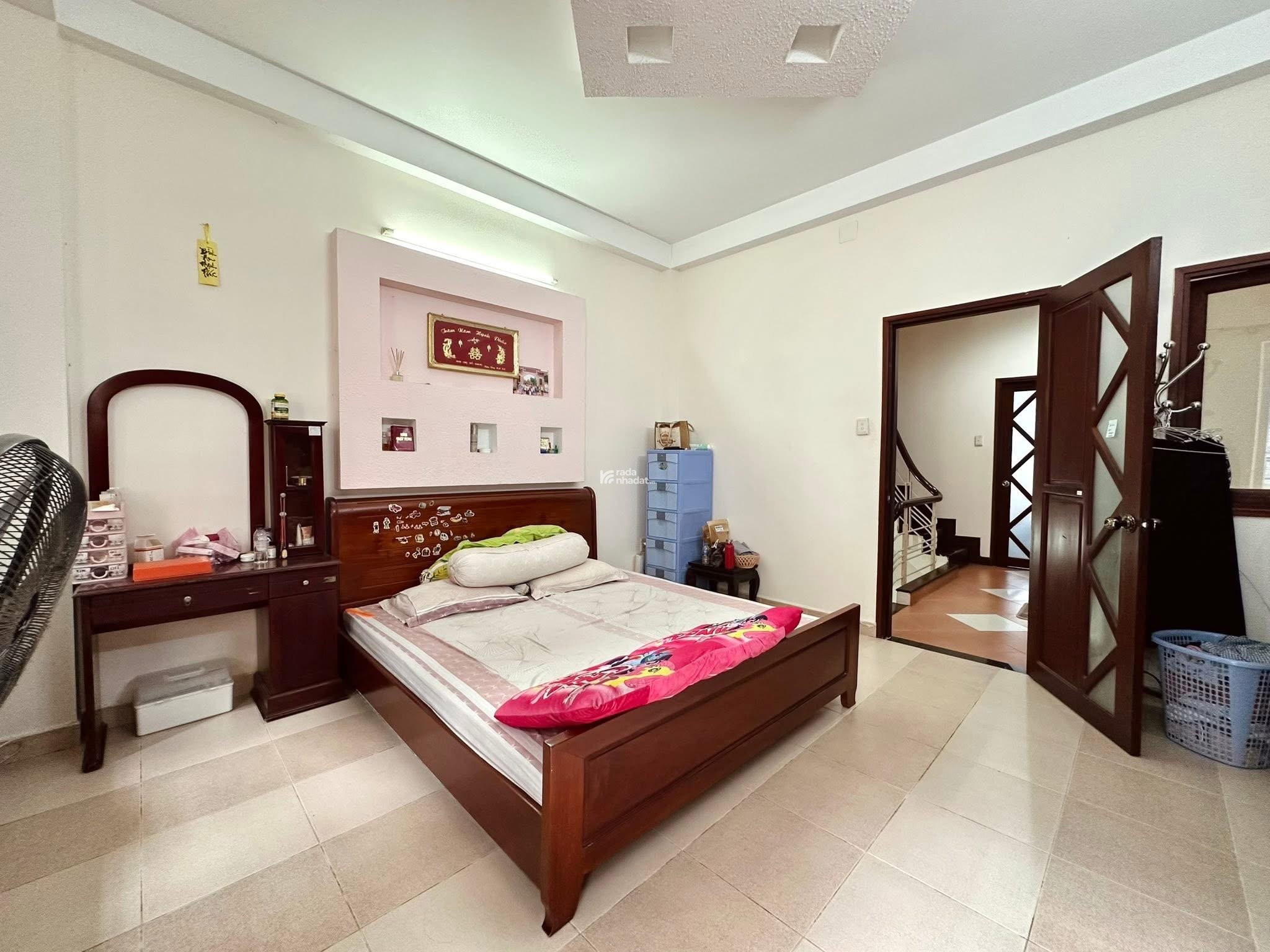 NGUYỄN TRÃI -  QUẬN 1 - PHƯỜNG NGUYỄN CƯ TRINH