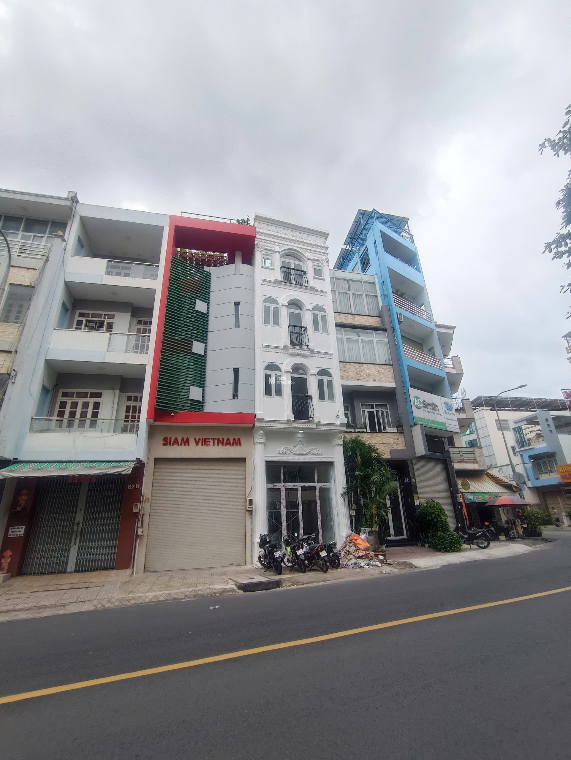 BÁN NHÀ ĐẸP MẶT TIỀN TRẦN HƯNG ĐẠO Q. TÂN PHÚ