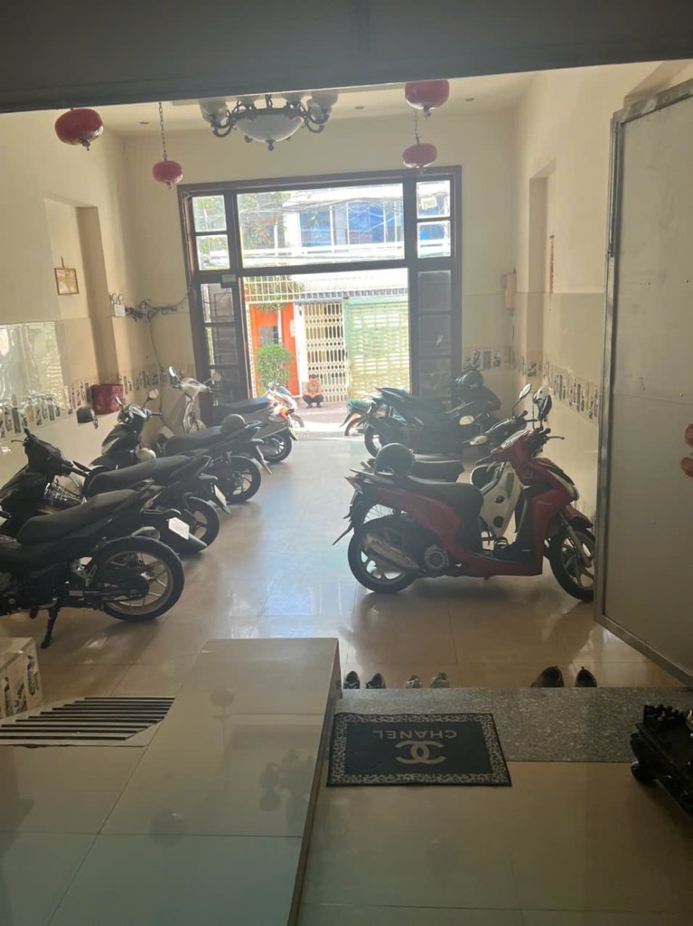 Đang có dòng tiền hơn 100 triệu đồng/ tháng 