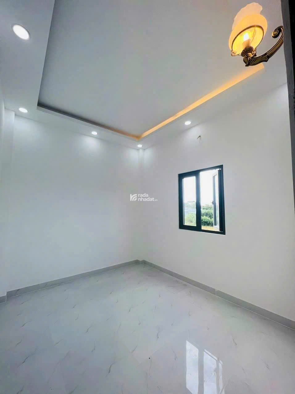 Bán nhà ngay Phan Văn Hân, Bình Thạnh. Giá: 3 tỷ 019tr/ dt 62m2, sổ hồng riêng, đường ô tô