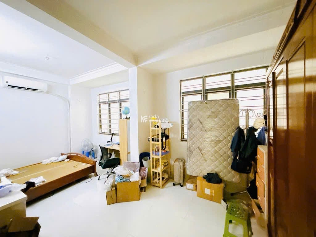 Cực hiếm lô góc Hoàng Hoa Thám gần phố ngõ thông kinh doanh 50m2 x 4 tầng hơn 11 tỷ