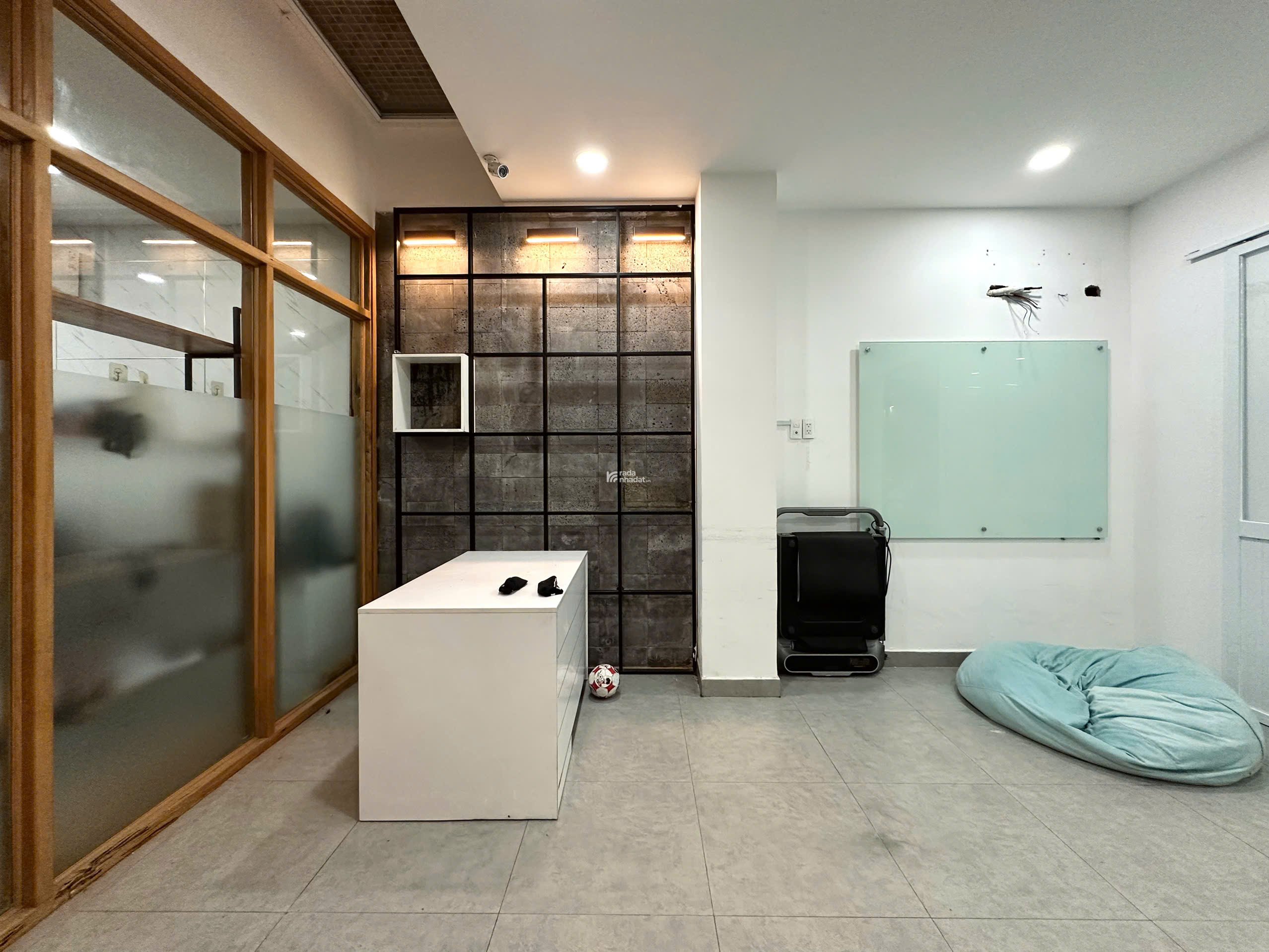 Bán Nhà HXH 5 Tầng Hai Bà Trưng, P.Tân Định - DT 4 X 17M - Giá 22 tỷ tl