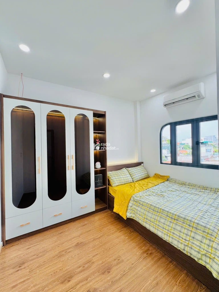 SÁT MT QUỐC LỘ 13, BÌNH THẠNH, 35M2 TIỆN XÂY MỚI. GIẢM 350TR CHỈ CÒN 4.5T TL 