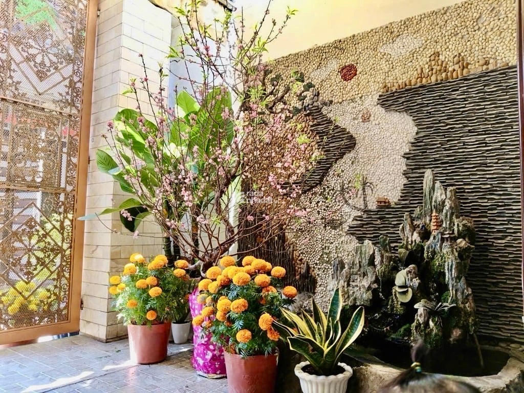 NHÀ ĐẸP 3 TẦNG (4.8/5x18) - HẺM XE HƠI ĐỖ CỬA - GẦN ĐƯỜNG XE TẢI TRÁNH - NỞ HẬU ĐẦY TÀI LỘC - NGAY 