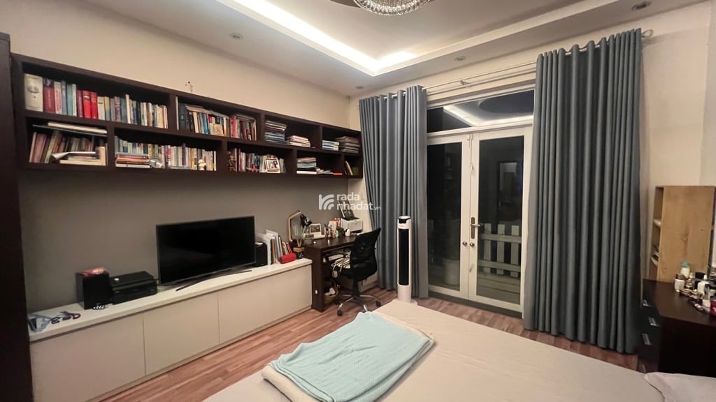 BÁN NHÀ BIỆT THỰ NGUYỄN HỮU DẬT TÂN PHÚ 130M2 15.X TỶ 3 TẦNG FULL NỘI THẤT KINH DOANH ĐA NGÀNH NGHỀ