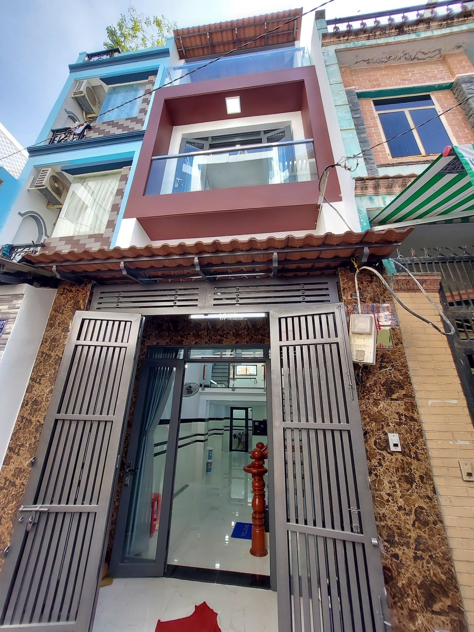 Nhà đẹp giá rẻ Phạm Thế Hiển Phường 7 Quận 8 DT 53.4m2 giá 4tỷ690tr. Sổ hồng riêng