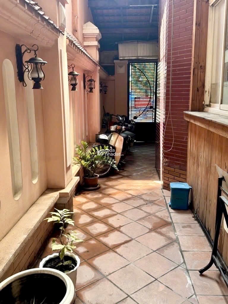 MẶT TIỀN NGUYỄN VĂN KHỐI, VỊ TRÍ ĐẸP VIEW CÔNG VIÊN - NGANG 6M, DÀI 17M - 4 TẦNG- 29 TỶ TL