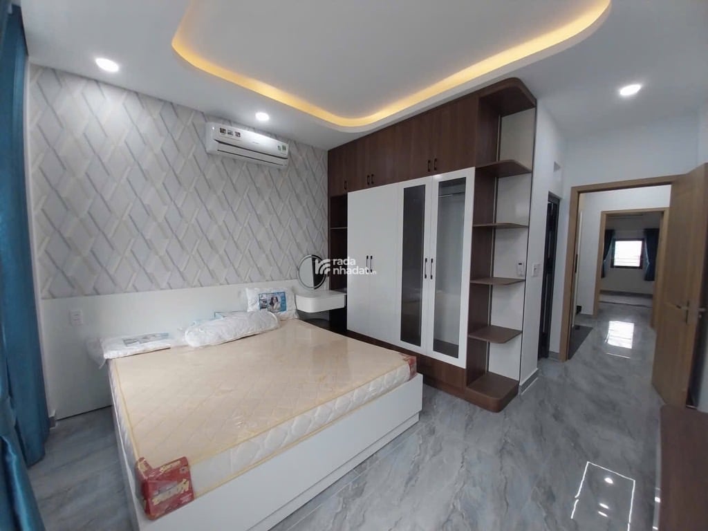 BÁN NHÀ LÊ VĂN KHƯƠNG - QUẬN 12 - DIỆN TÍCH 65m2 - NHÀ MỚI ĐẸP KIÊN CỐ 4 TẦNG - CHỈ 7.5 TỶ 