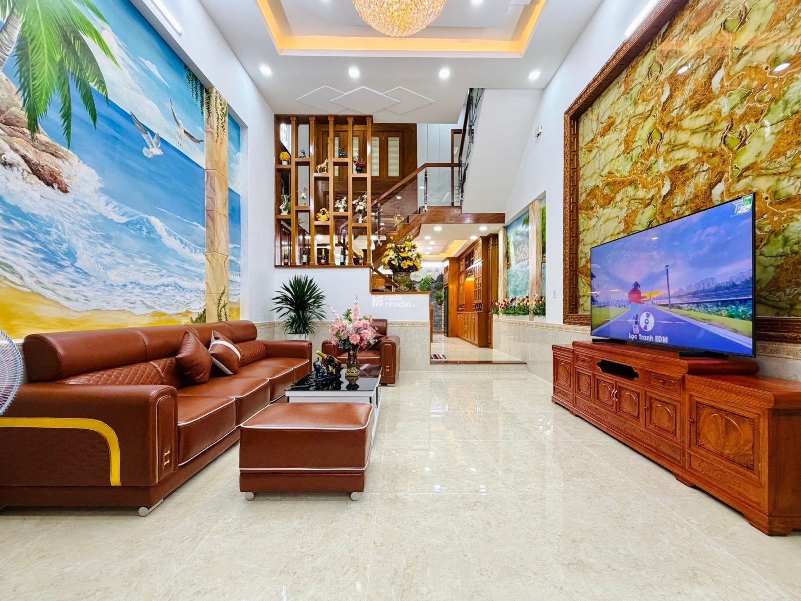 Nhà phố Nguyễn Tư Giản ngang 5m ô tô ngủ trong nhà 105m2 tặng nội thất gần chợ 13 tỷ tí. 