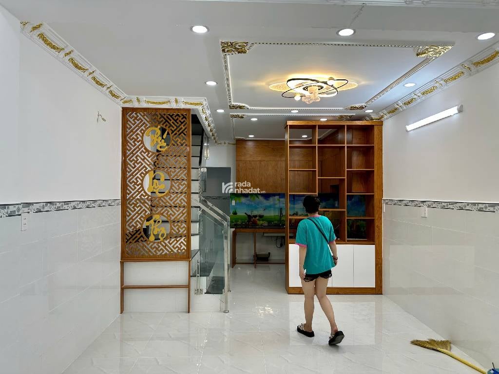 BÁN NHÀ MÃ LÒ 62M2 5.X TỶ BTCT 3 PHÒNG NGỦ HẺM XE HƠI BÌNH TÂN 