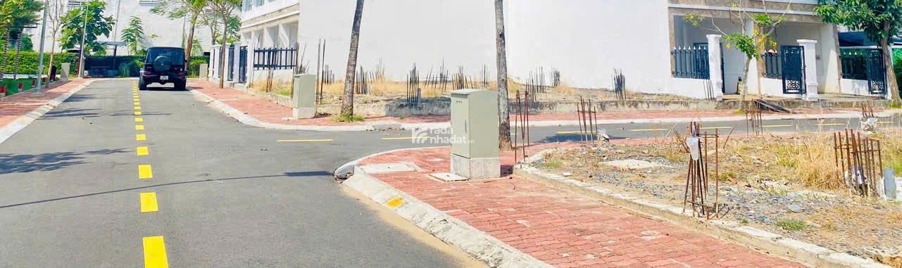 Đất thổ cư 65m2, mặt tiền QL1A, gần AEON Tân An ,Giá 1 tỷ, công chứng ngay