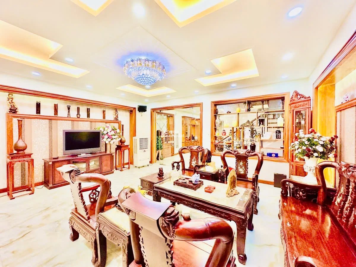 Biệt thự Hoa Bằng 120m2 (Ngang 6.7m), Chốn về bình yên cho cả gia đình, full NT