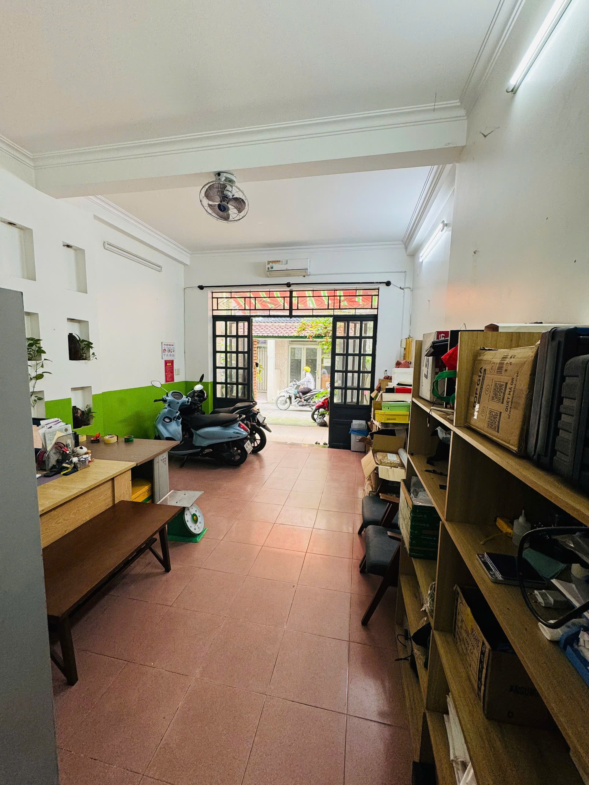 BÁN NHÀ HẺM XE HƠI VÕ VĂN KIỆT QUẬN 1 - 57.2m2 - NHỈNH 15 TỶ 