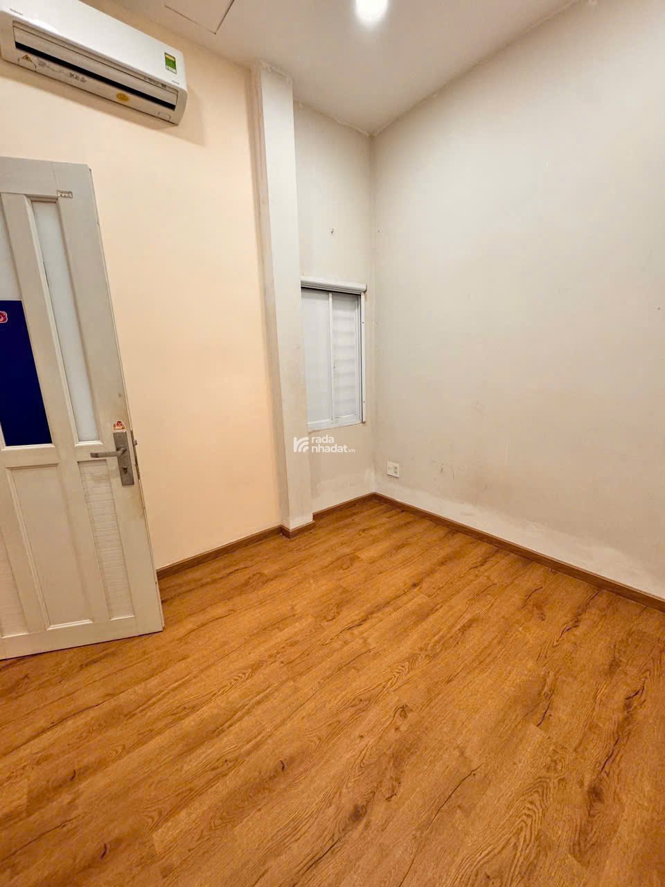 NHỈNH 8 TỶ - CĂN GÓC MẶT TIỀN ĐƯỜNG SỐ 4 CƯ XÁ ĐÔ THÀNH