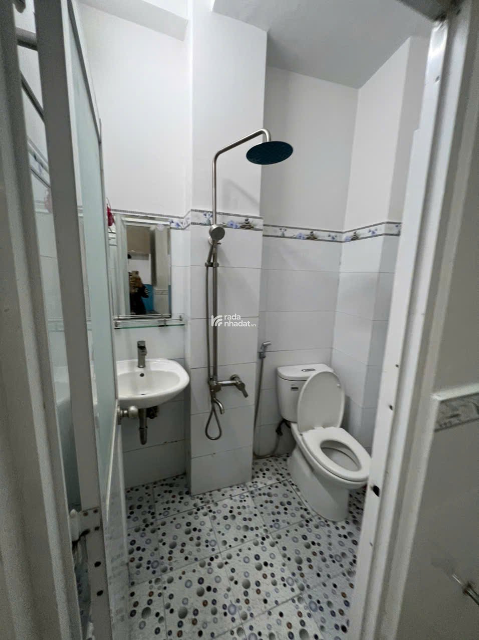 Nhà Mặt tiền đường Hồ Bá Kiện, Quận 10 - Deal hời để đầu tư mua bán