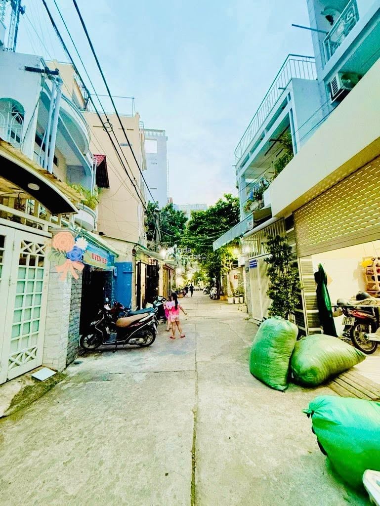 THOẠI NGỌC HẦU HẺM XE HƠI SÁT MẶT TIỀN SẴN DÒNG T.IỀN 84M NỞ HẬU 3 TẦNG 5PN CHỈ 7.X