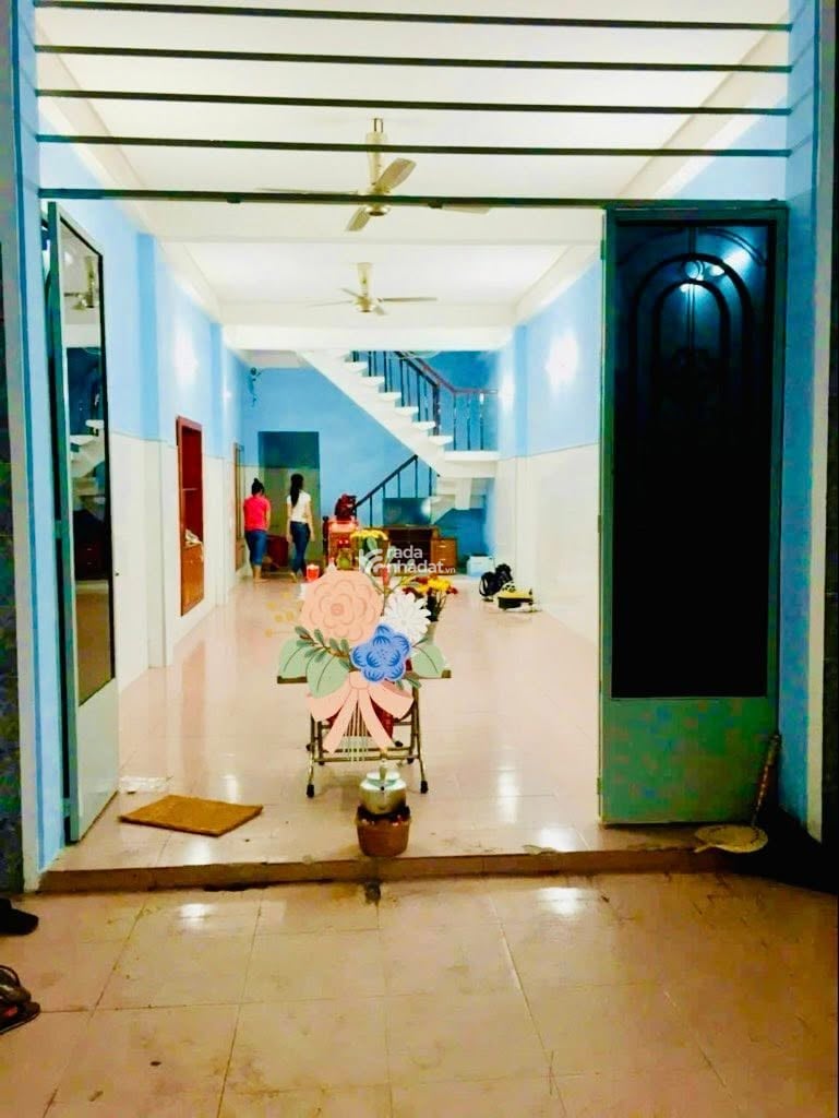 THOẠI NGỌC HẦU HẺM XE HƠI SÁT MẶT TIỀN SẴN DÒNG T.IỀN 84M NỞ HẬU 3 TẦNG 5PN CHỈ 7.X