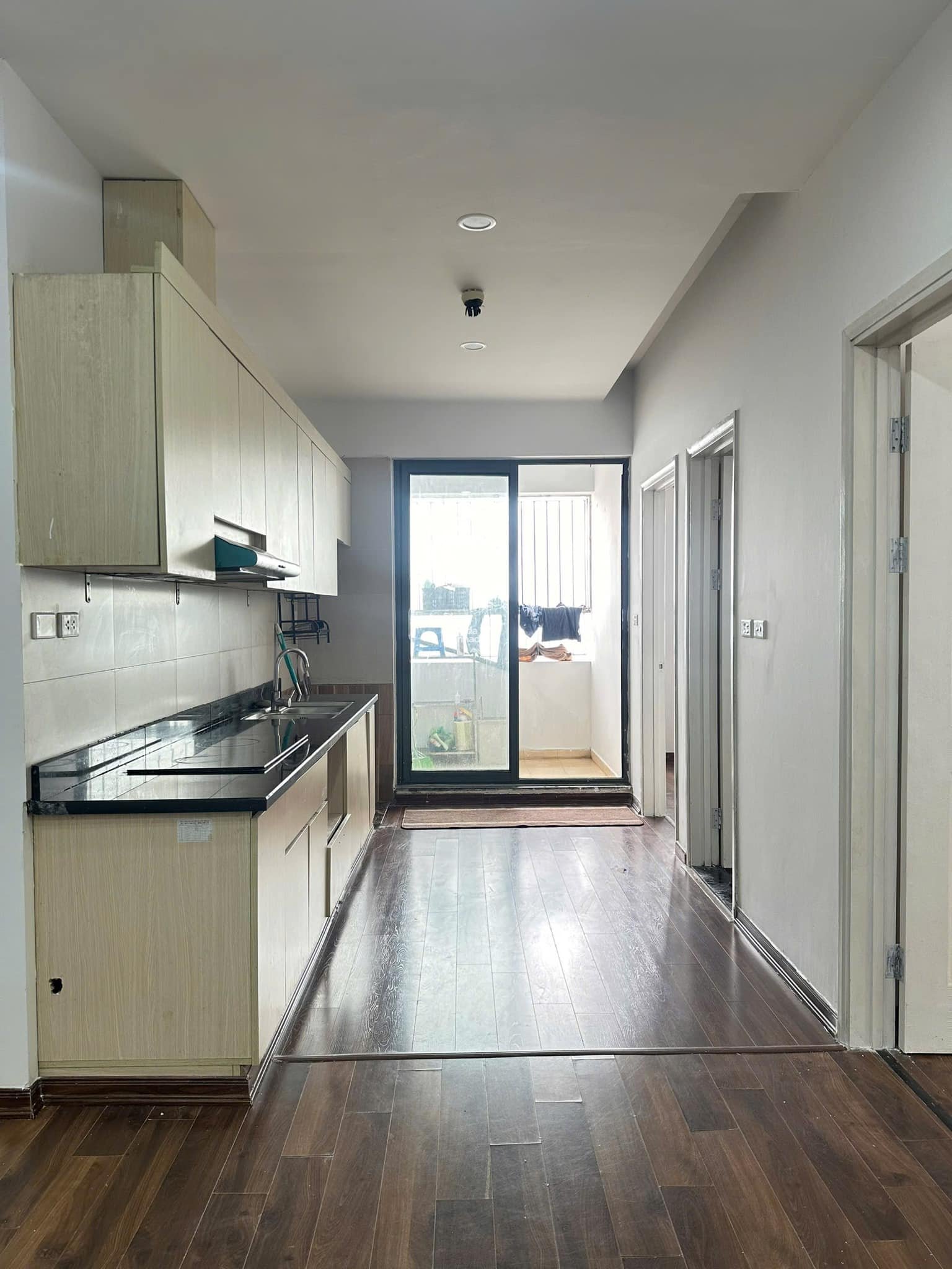 Em chuyên cho thuê Thanh Xuân Complex 24T3: 3 ngủ, có slot ô tô, giá: 18tr. LH: 0327 005 ***