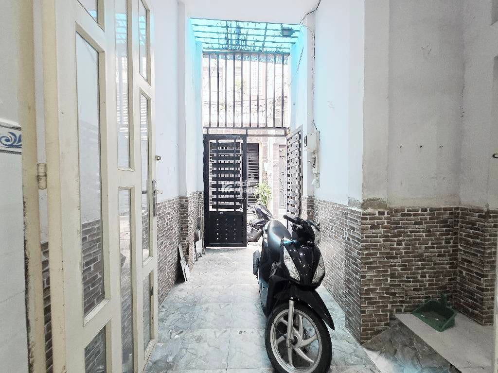 HẺM XE HƠI LƯU CHÍ HIẾU, TÂN PHÚ, CHUẨN 72M2 HIẾM CÓ. GIẢM 550TR CHỈ CÒN 5.3T TL TỐT