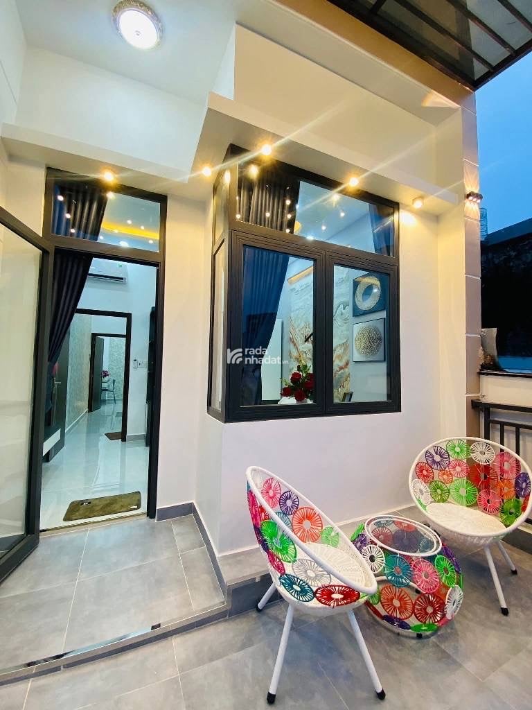  NHÀ ĐẸP – NGAY ĐƯỜNG CỐNG LỞ, P.15, TÂN BÌNH  