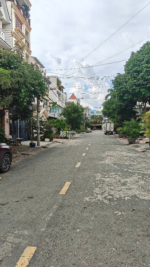  TRUNG TÂM BÌNH TÂN - NGANG CHUẨN 5M - XE HƠI SÁT NHÀ 
