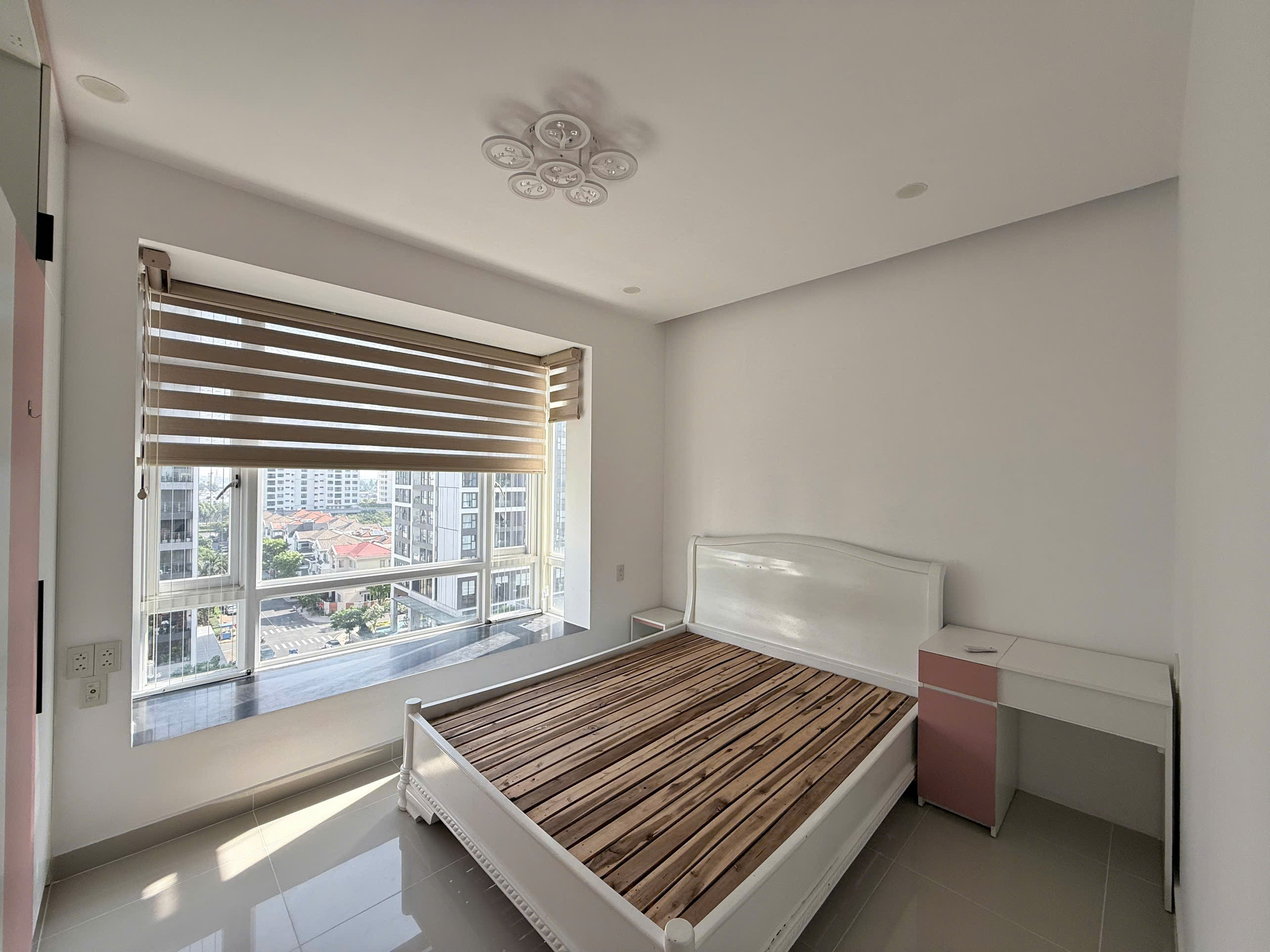 Bán căn hộ chung cư tại Riverside Residence, diện tích 85m2 căn góc hàng hiếm tại PMH TP. HCM