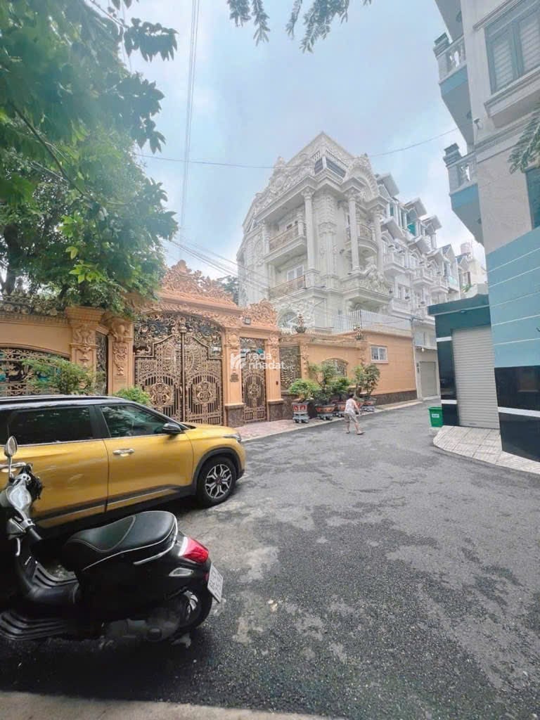 Khu nhà cao cấp 5 tầng  Phạm Văn Chiêu  Gò Vấp  gần Emart  hẻm xe hơi  11x6m  Chỉ 8.8 Tỷ 