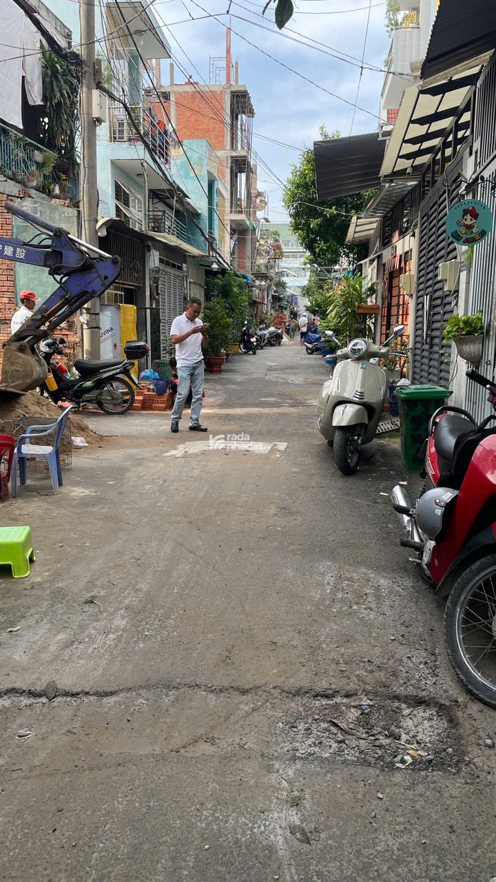 Nhà Phồ 1 Trệt 1 Lầu Xe Bán Tải Wildtrak Chạy Trước Nhà Lê Đức Thọ P15 Q Gò Vấp
