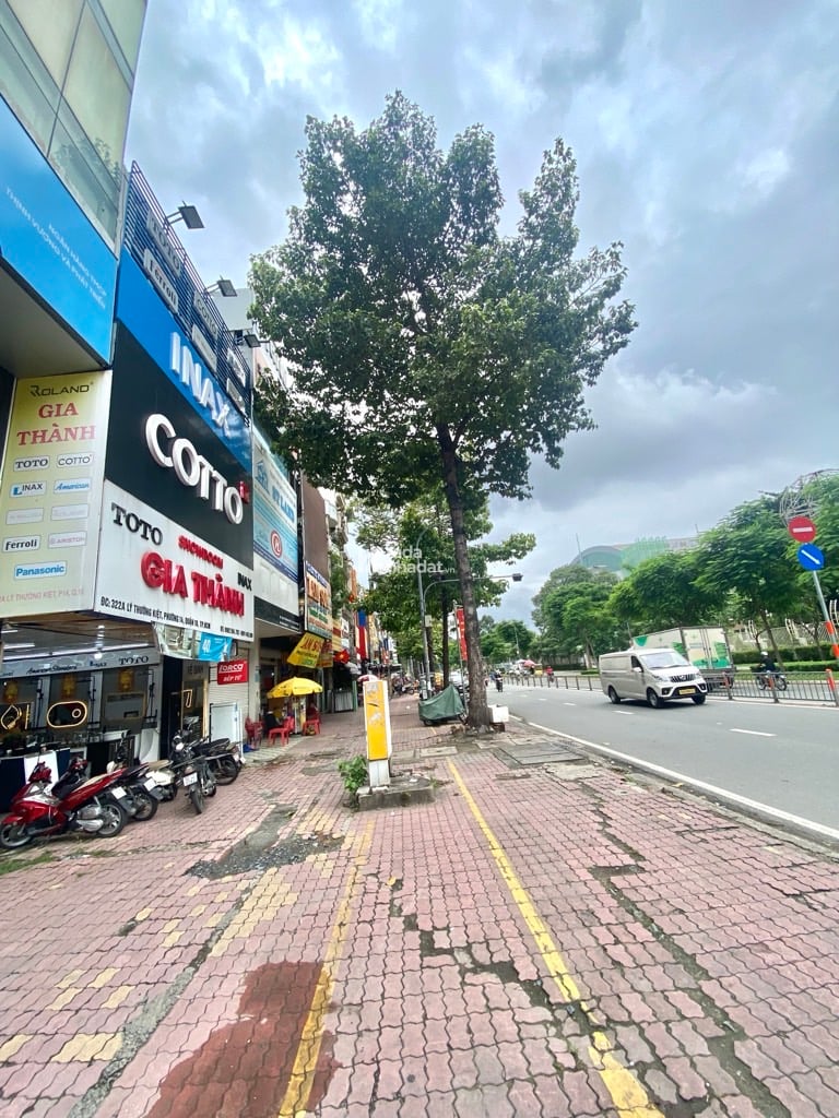 LÝ THƯỜNG KIỆT PHƯỜNG 14 QUẬN 10 DT: 6.2*20.5M- 65 TỶ