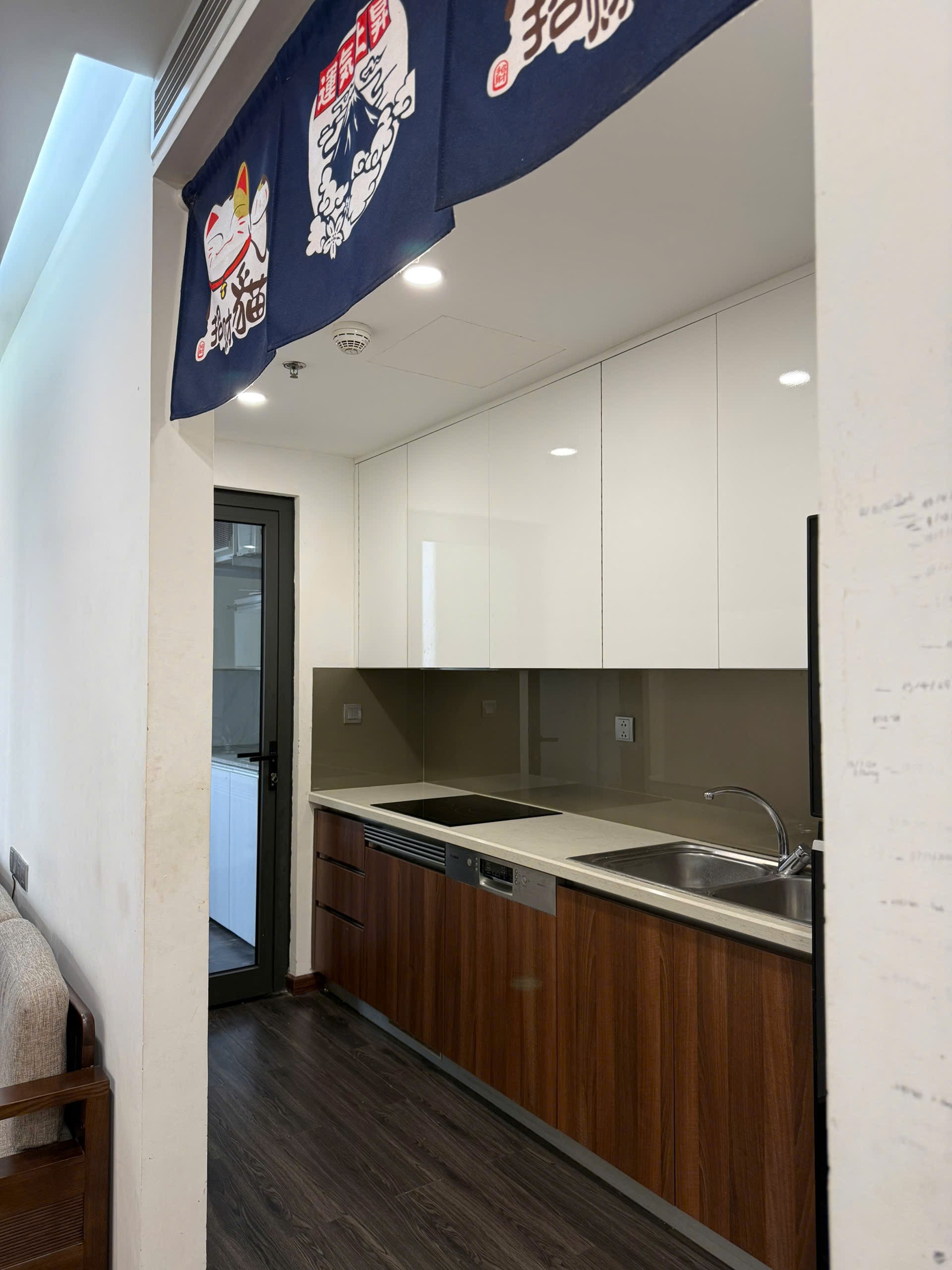 CHỈ 17 TRIỆU/TH , 83M2 , 2PN FULL ĐỒ CAO CẤP TẠI 6TH ELEMENT TÂY HỒ TÂY