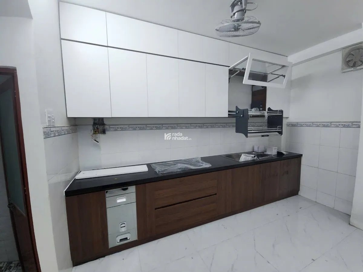 Bán nhà 3 tầng mới ở ngay HXH tránh Âu Cơ, Phường 10, Tân Bình chỉ 6 tỷ