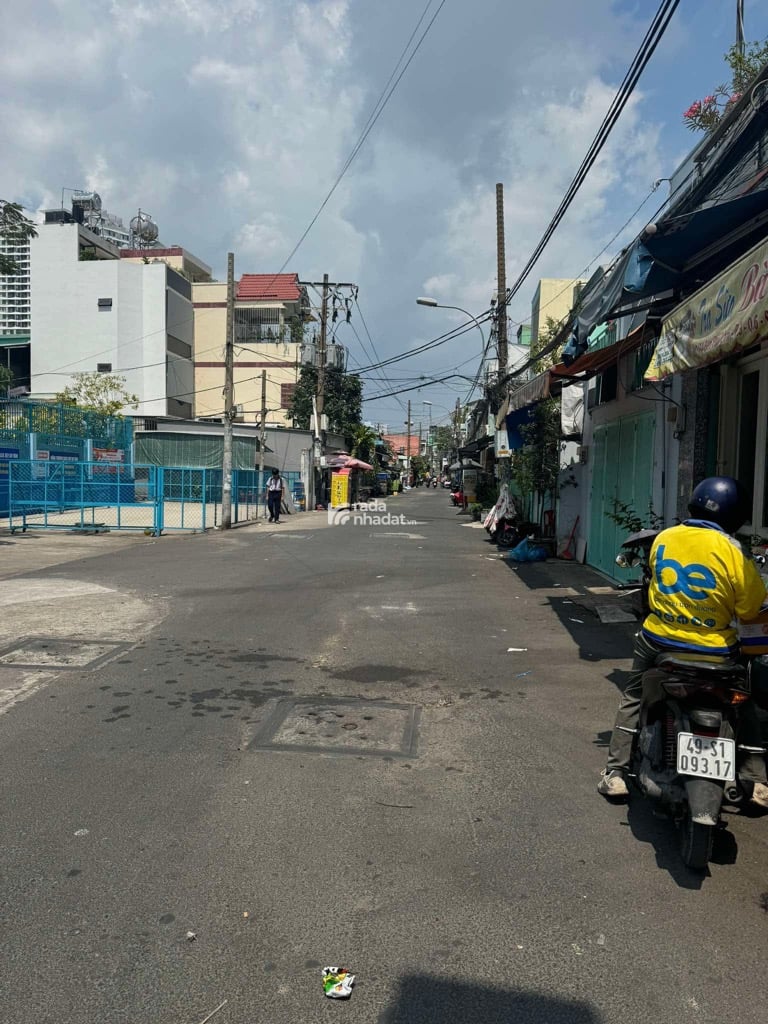 BÁN NHÀ MẶT TIỀN BẾN PHÚ LÂM QUẬN 6 38M2 6.55 TỶ ĐỐI DIỆN TRƯỜNG HỌC KINH DOANH ĐỈNH 