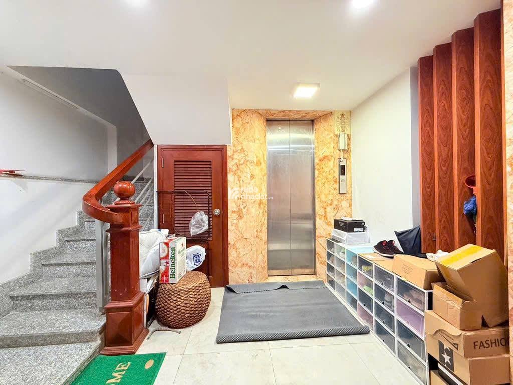 CHÍNH CHỦ BÁN GẤP NHÀ NƠ TRANG LONG HẺM Ô TÔ 5M - 102M .6 TẦNG - THANG MÁY - CÓ GARA Ô TÔ
