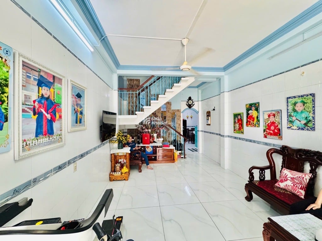 HẺM XE HƠI 373 LÝ THƯỜNG KIỆT, TÂN BÌNH, 50M2 CÓ KC Ở NGAY. GIẢM 350TR CHỈ CÒN 6.6T TL