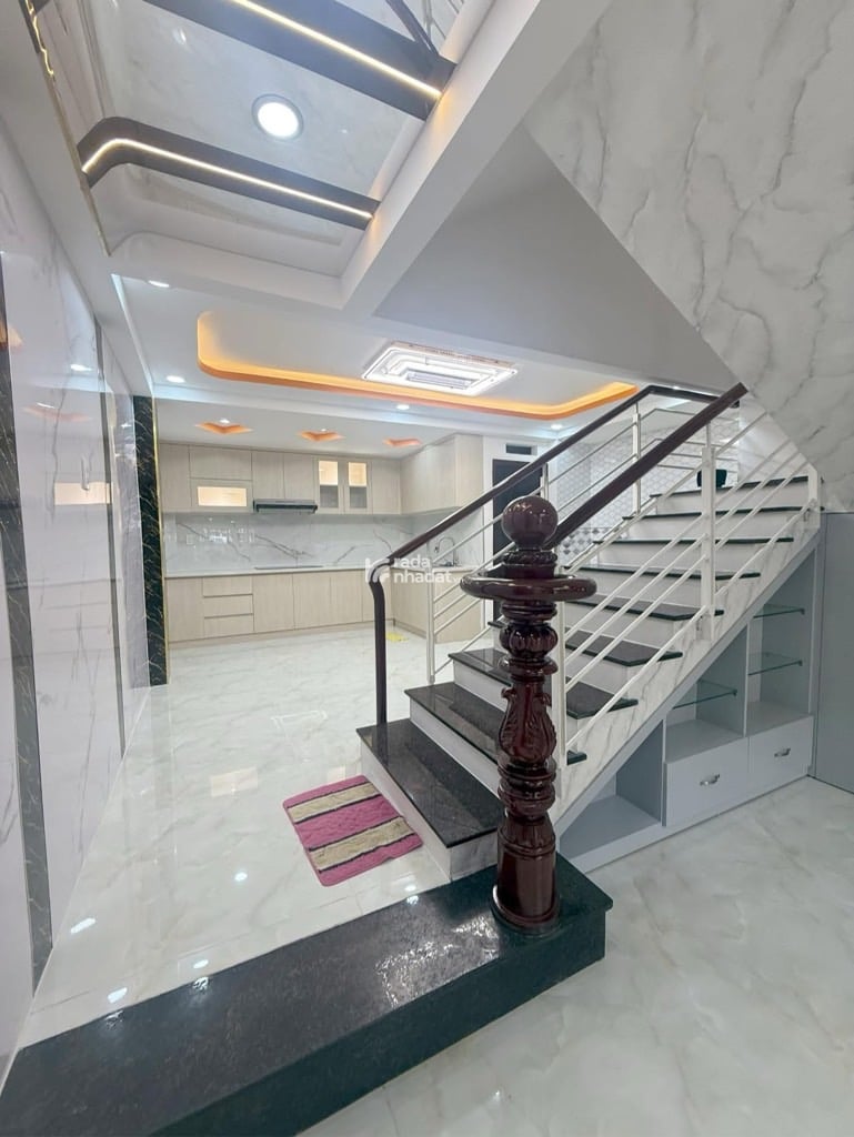 MTKD, TRẦN VĂN QUANG, TÂN BÌNH, 100M2 MỚI Ở NGAY. GIẢM 650TR CHỈ CÒN 15T TL 