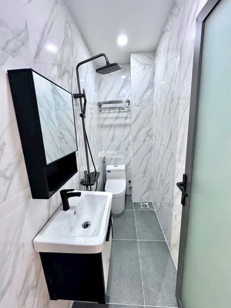 NHÀ ĐẸP MỚI XÂY TUYỆT VỜI - HXH - PHƯỜNG 15 - 60,9 m2 - TÂN BÌNH - 4 TẦNG - CHỈ 8 TỶ 480