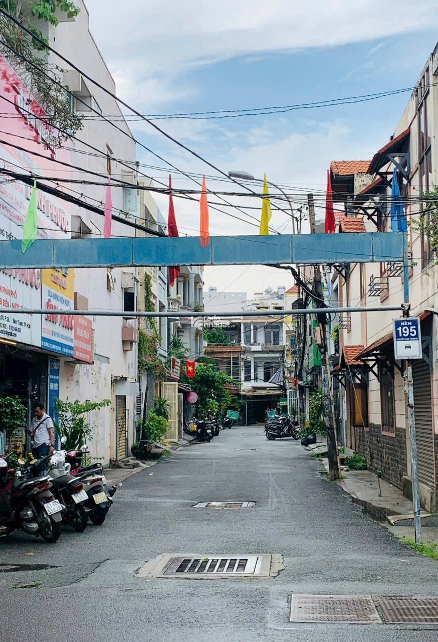 CƯ XÁ TRẦN QUANG DIỆU, QUẬN 3 (DT đất 60m2, ngang 5m) Giá 15 tỷ