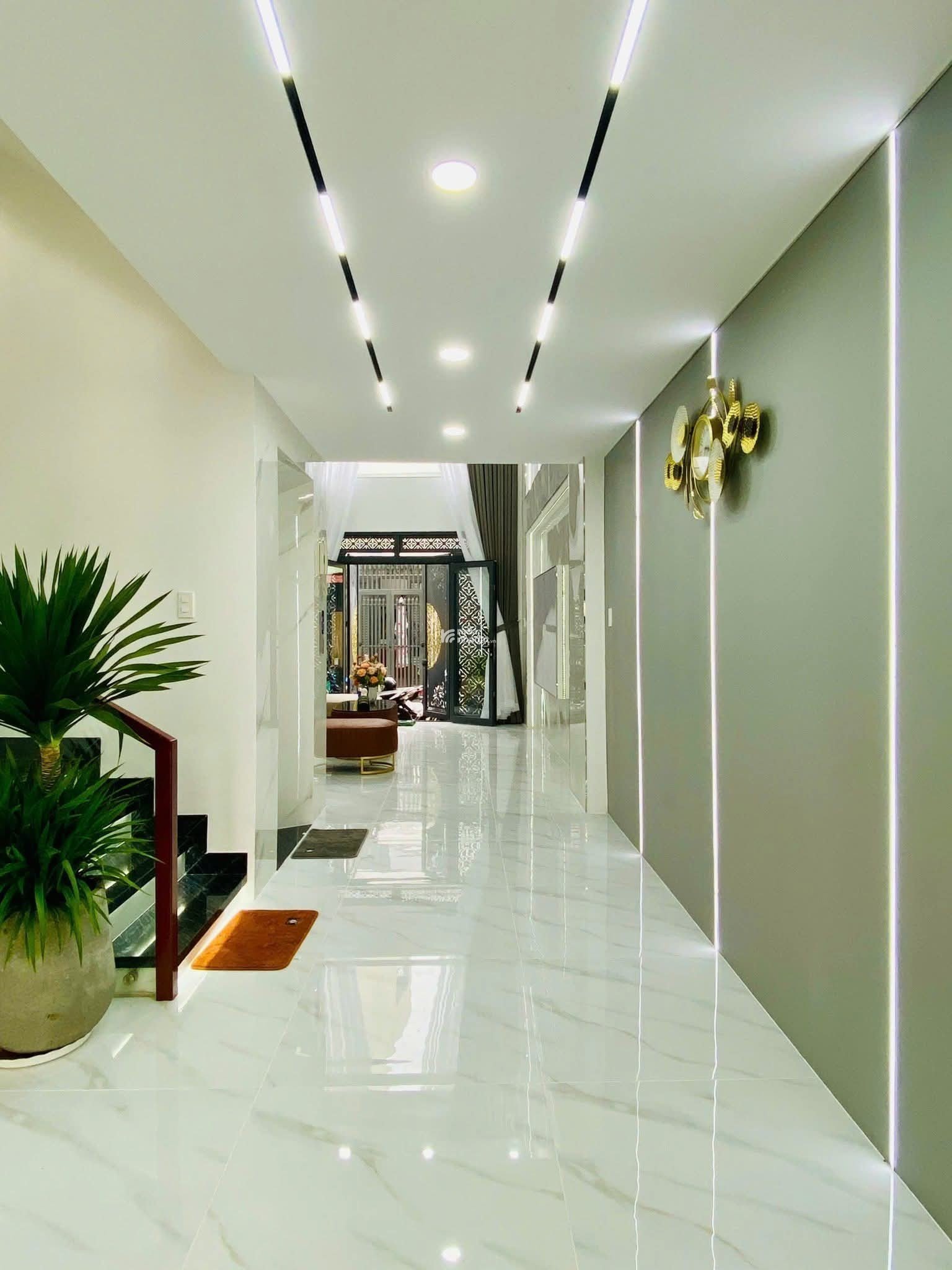 CHÂN DÀI THỐNG NHẤT TÌM ĐẠI GIA 