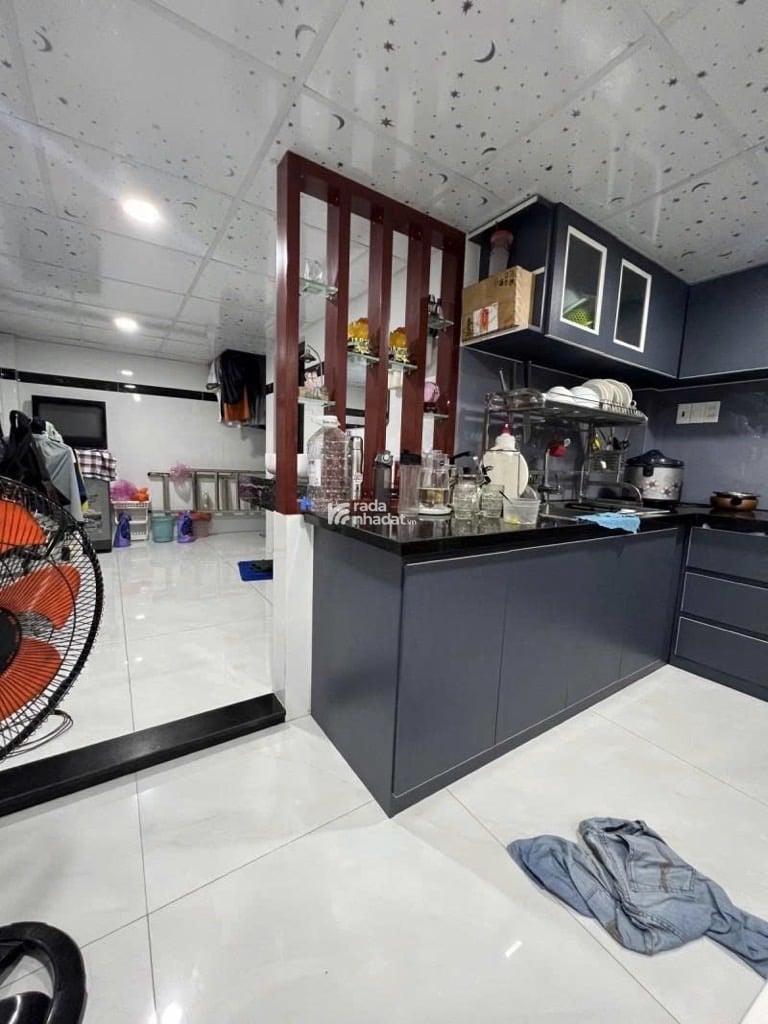 NHÀ 2 TẦNG - 50M2 -TÂN PHÚ - GẦN GA T3 - NGUYỄN HỮU TIẾN - FULL NỘI THẤT - NHỈNH 5 TỶ
