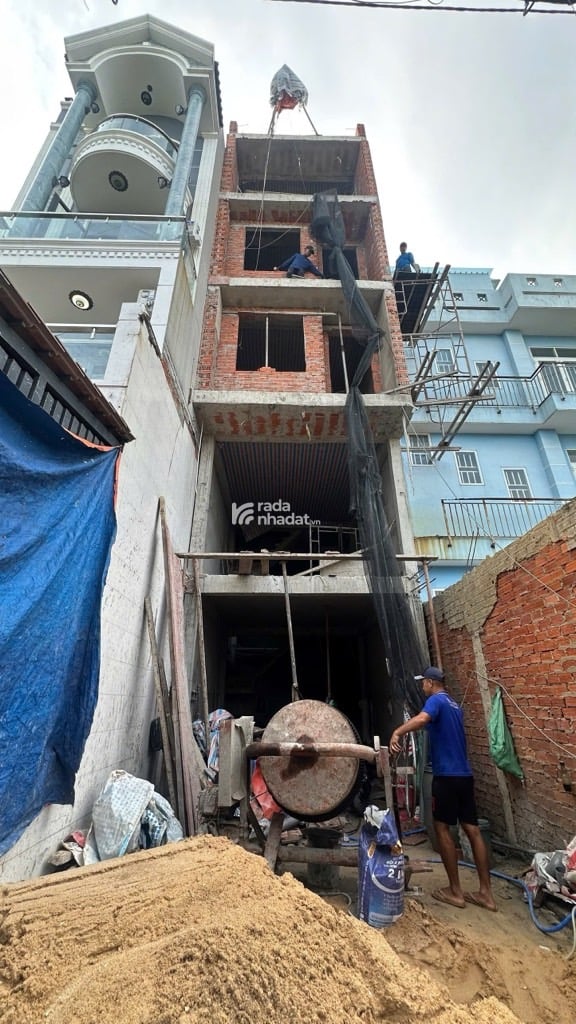 HIẾM - SIU PHẨM 5 TẦNG SẮP LỘ DIỆN - NGAY KHU VIP HƯƠNG LỘ 2 - BÌNH VIỆN BÌNH TÂN 
