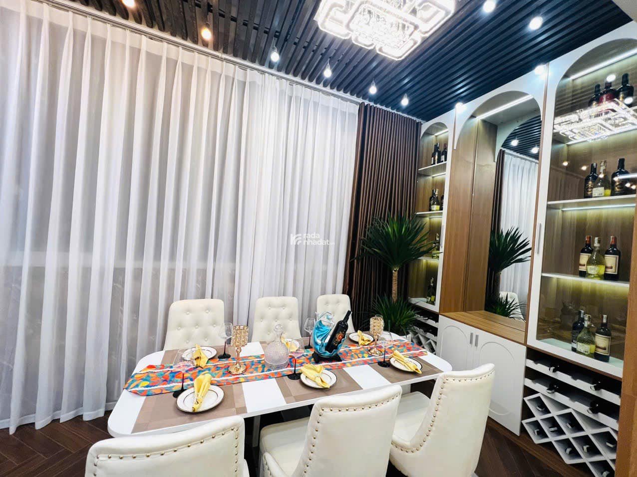 O968127,636 BÁN CHUNG CƯ TOÀ HEI TOWER- 108m2* 3 NGỦ - NỘI THẤT XỊN - CÓ SLOT Ô TÔ- SẴN SỔ ĐỎ