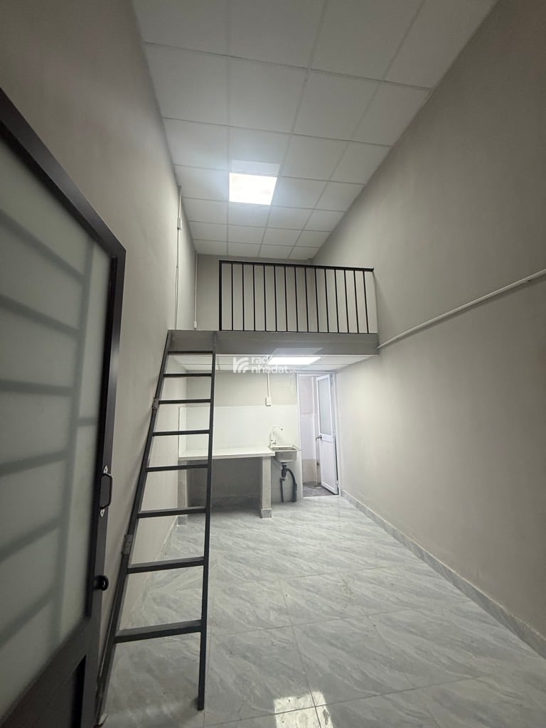 Dãy trọ 2 tầng,  132m2,  ngang 18,6m ,  dòng tiền 20triệu/tháng 