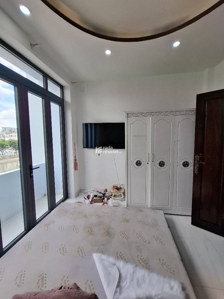 Bán nhà mặt tiền view đẹp, 4 tầng, 3PN, Hưng Phú, Phạm Hùng, Quận 8, nhỉnh 7 tỷ