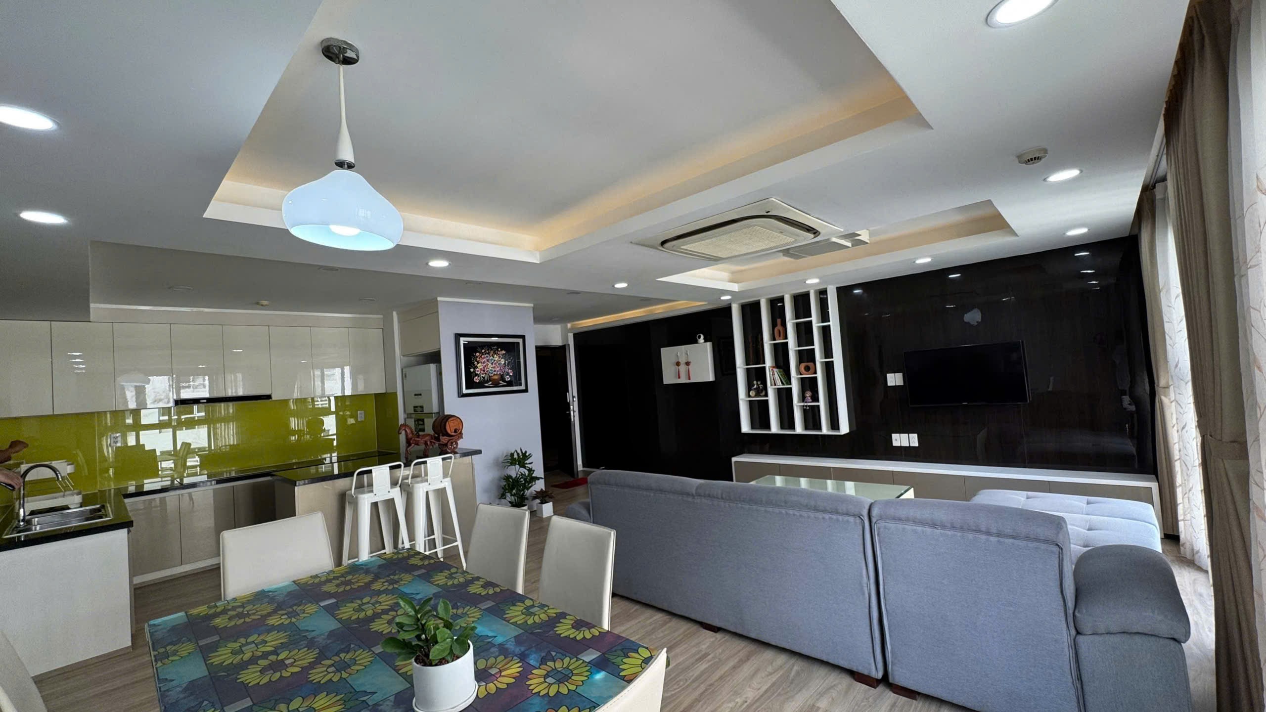 Cho thuê nhanh căn hộ Happy Valley PMH, Q7, 3PN nhà đẹp, giá chỉ 28 triệu