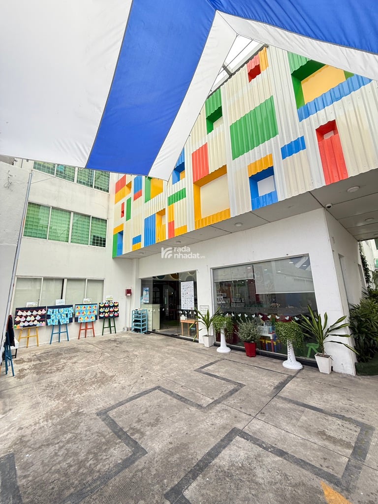 CỘNG HOÀ P.15 TÂN BÌNH DT: 9/35 *40 (865M2) - 240 TỶ CÒN TL
