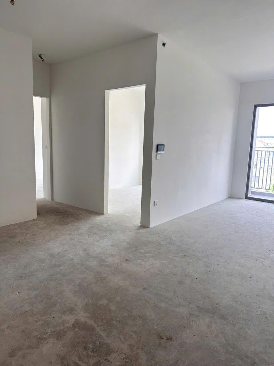 bán căn góc 2PN2WC - 5,75 tỷ bao thuế phí - 85m2 - bàn giao thô Celesta Rise
