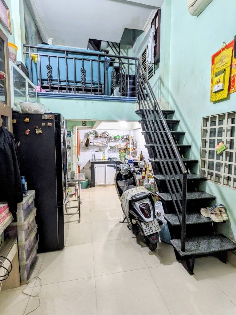 HẺM XE HƠI SÁT MT PHAN XÍCH LONG, PHÚ NHUẬN, 4 TẦNG ĐÚC BTCT. GIẢM 350TR CHỈ 5T TL 