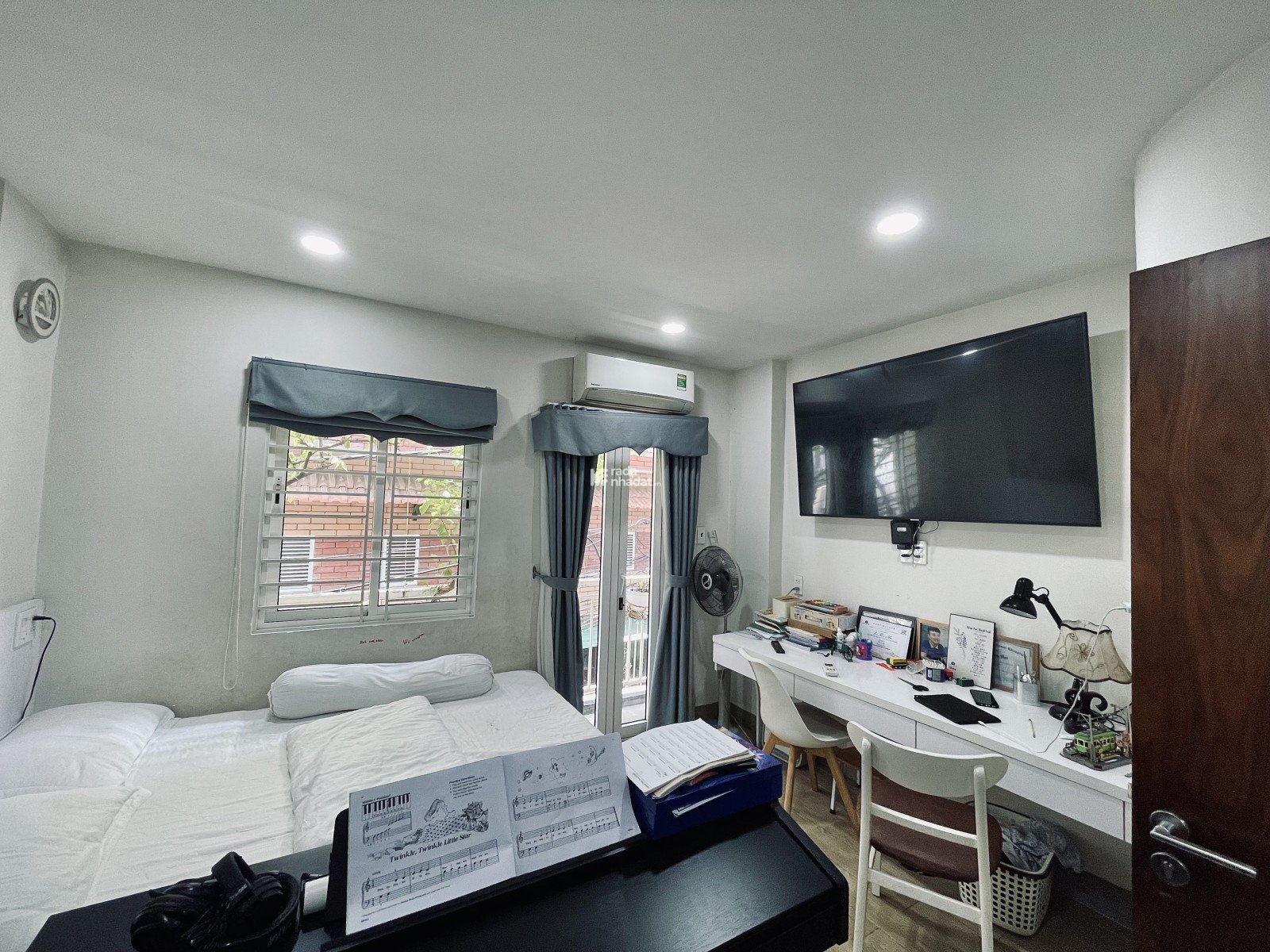 Nhà Nguyễn Đình Khơi, Hoàng Văn Thụ, Tân Bình, 4m x 6m, 3 tầng, 4.99 tỷ.