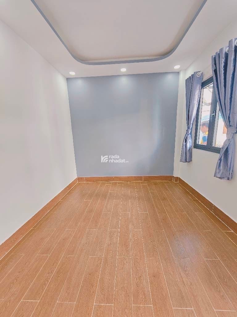 NHÀ ĐẸP 2 TẦNG - KẾ CHỢ TÂN BÌNH - 30M2 - LẠC LONG QUÂN - TÂN BÌNH - NỞ HẬU