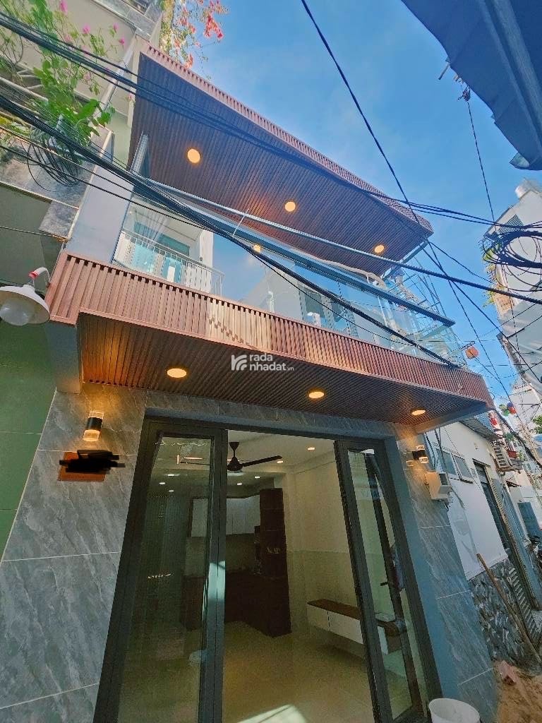 NHÀ ĐẸP 2 TẦNG - KẾ CHỢ TÂN BÌNH - 30M2 - LẠC LONG QUÂN - TÂN BÌNH - NỞ HẬU